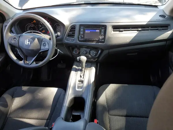 3CZRU5H32JM720206 2018 HONDA HR-V - Image 8