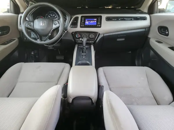 3CZRU5H32JM720304 2018 HONDA HR-V - Image 8