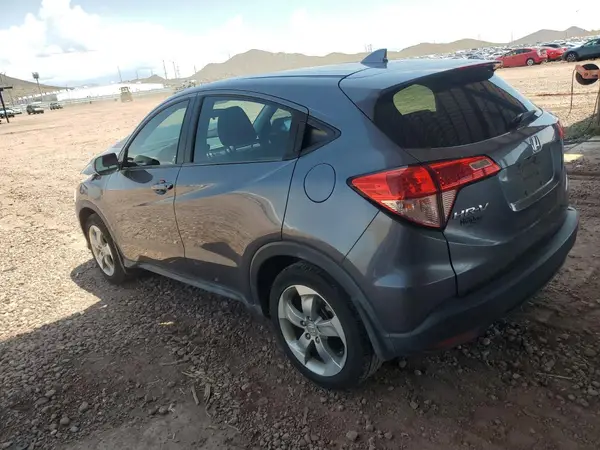 3CZRU5H32JM722053 2018 HONDA HR-V - Image 2