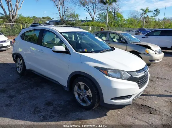 3CZRU5H32JM722330 2018 HONDA HR-V - Image 1