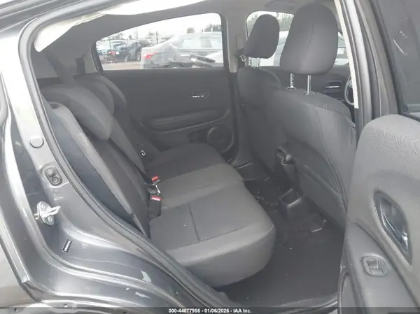 3CZRU5H32KG704345 2019 HONDA HR-V - Image 8