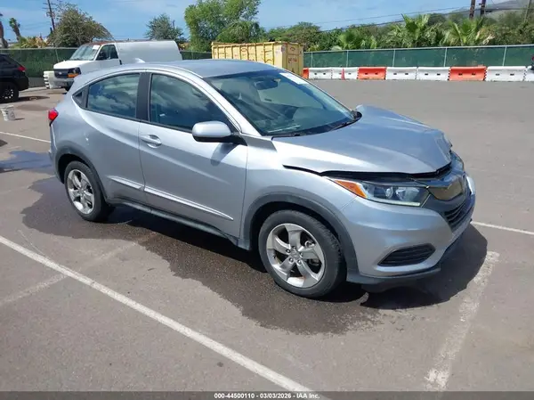 3CZRU5H32KG709660 2019 HONDA HR-V - Image 1