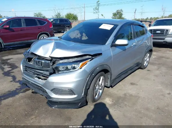3CZRU5H32KG710209 2019 HONDA HR-V - Image 2