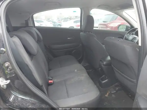 3CZRU5H32KG710999 2019 HONDA HR-V - Image 8