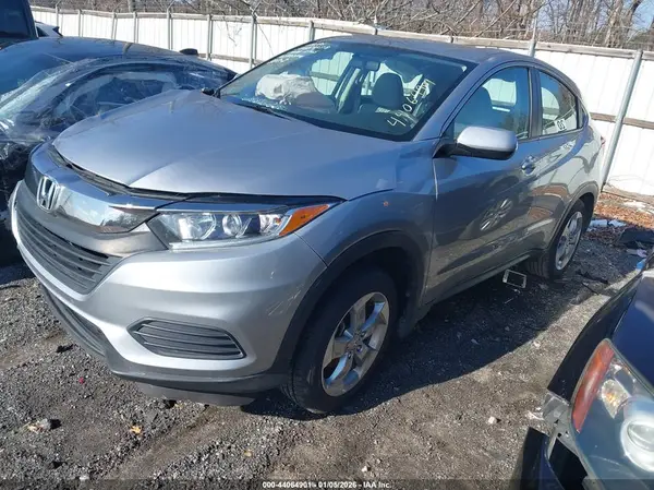 3CZRU5H32KG712705 2019 HONDA HR-V - Image 2