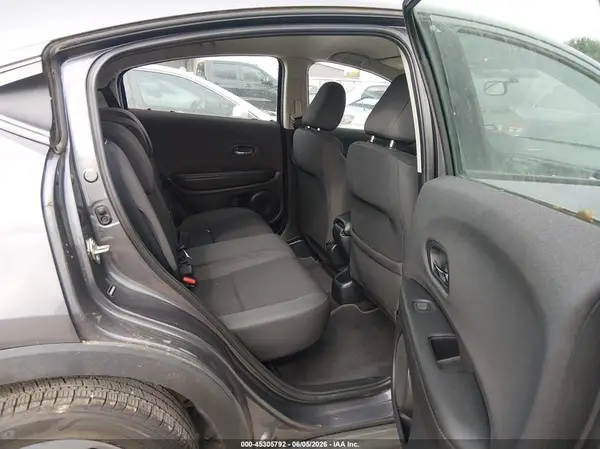 3CZRU5H32KG716222 2019 HONDA HR-V - Image 8