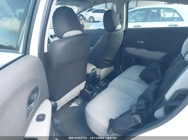 3CZRU5H32KM707277 2019 HONDA HR-V - Image 8