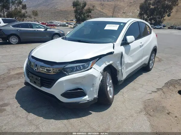 3CZRU5H32KM719204 2019 HONDA HR-V - Image 2