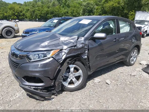 3CZRU5H32KM731062 2019 HONDA HR-V - Image 2