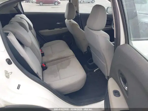 3CZRU5H32LM700072 2020 HONDA HR-V - Image 8