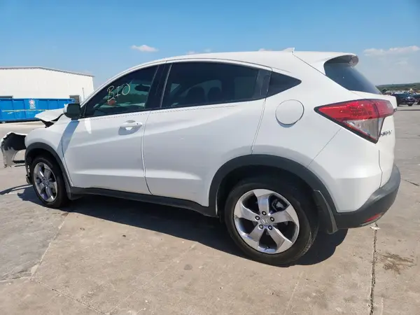 3CZRU5H32LM712030 2020 HONDA HR-V - Image 2