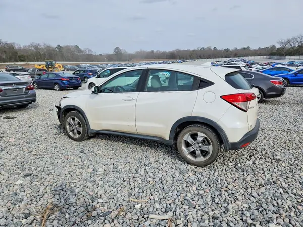 3CZRU5H32MM706097 2021 HONDA HR-V - Image 2