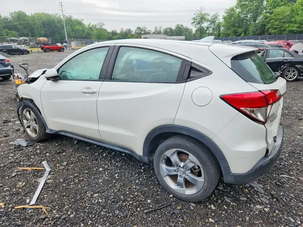 3CZRU5H32MM721182 2021 HONDA HR-V - Image 2