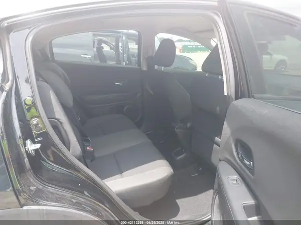 3CZRU5H32NM712659 2022 HONDA HR-V - Image 8