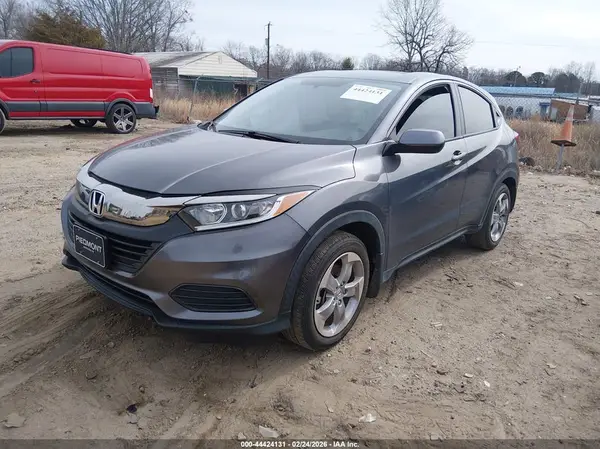 3CZRU5H32NM724018 2022 HONDA HR-V - Image 2