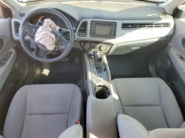 3CZRU5H33GM735211 2016 HONDA HR-V - Image 8