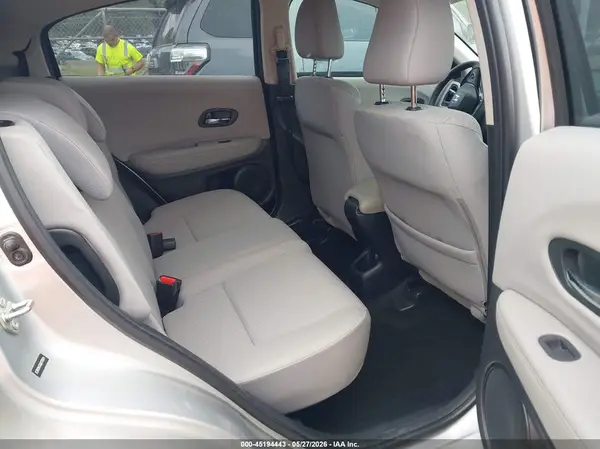 3CZRU5H33GM737024 2016 HONDA HR-V - Image 8