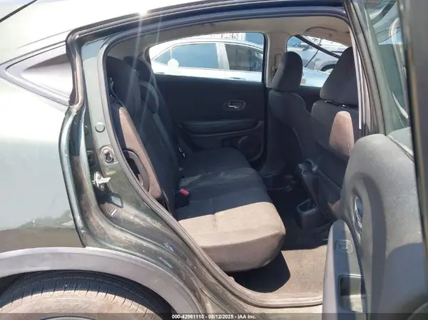3CZRU5H33GM739047 2016 HONDA HR-V - Image 8