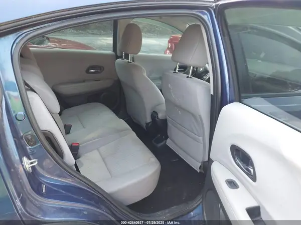 3CZRU5H33GM745978 2016 HONDA HR-V - Image 8