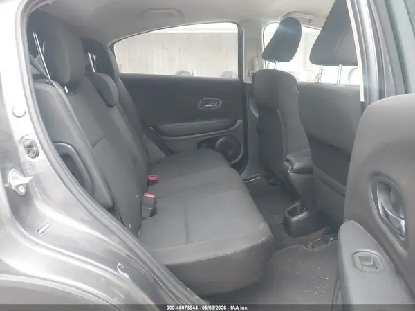 3CZRU5H33GM748265 2016 HONDA HR-V - Image 8