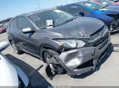 3CZRU5H33HG703956 2017 HONDA HR-V