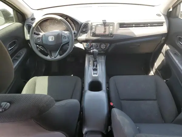 3CZRU5H33HG707070 2017 HONDA HR-V - Image 8