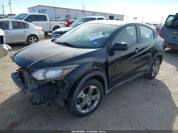 3CZRU5H33HG708221 2017 HONDA HR-V - Image 2
