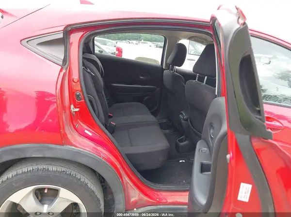 3CZRU5H33HG709613 2017 HONDA HR-V - Image 8