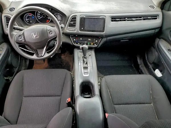 3CZRU5H33HM101897 2017 HONDA HR-V - Image 8