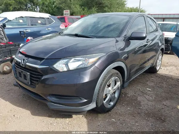 3CZRU5H33HM701853 2017 HONDA HR-V - Image 2