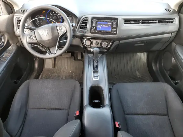3CZRU5H33HM703019 2017 HONDA HR-V - Image 8