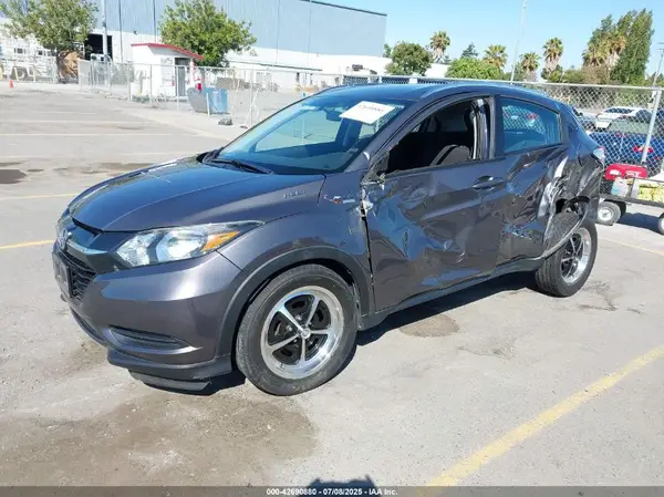 3CZRU5H33HM703795 2017 HONDA HR-V - Image 2