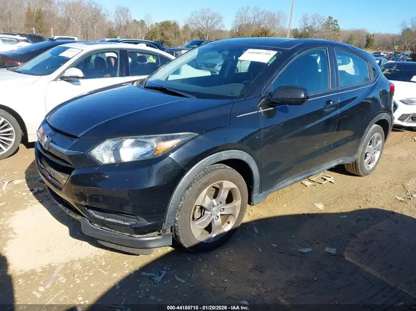 3CZRU5H33HM711220 2017 HONDA HR-V - Image 2