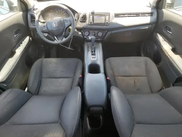3CZRU5H33HM713128 2017 HONDA HR-V - Image 8