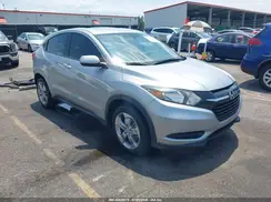 3CZRU5H33HM720810 2017 HONDA HR-V
