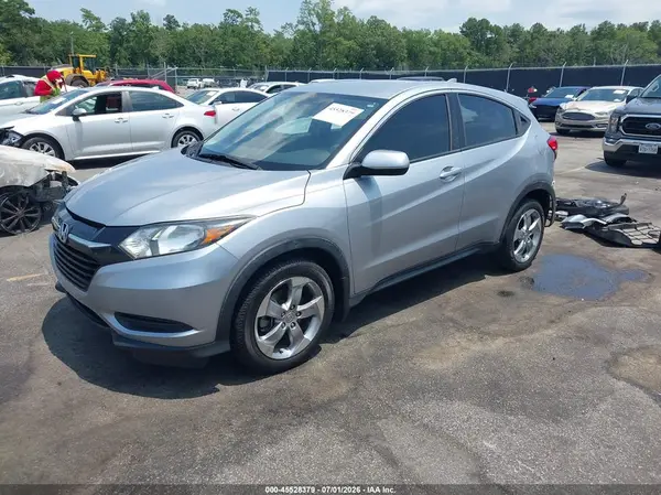 3CZRU5H33HM720810 2017 HONDA HR-V - Image 2