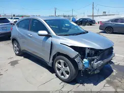 3CZRU5H33JG703137 2018 HONDA HR-V
