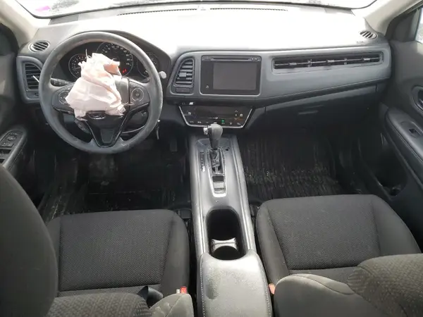 3CZRU5H33JM100156 2018 HONDA HR-V - Image 8