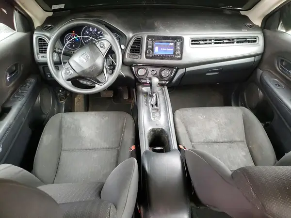 3CZRU5H33JM702359 2018 HONDA HR-V - Image 8