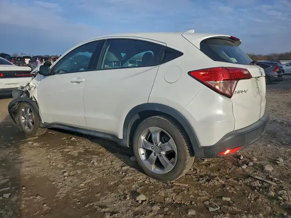 3CZRU5H33JM709196 2018 HONDA HR-V - Image 2