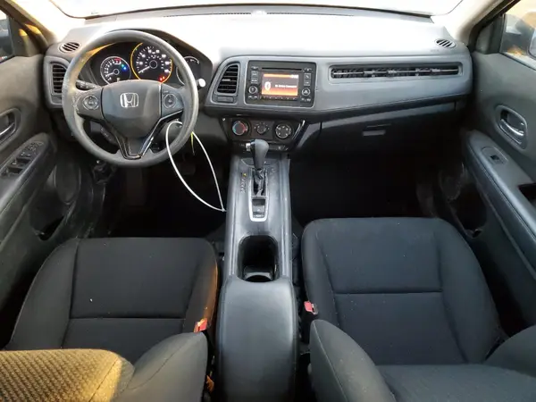 3CZRU5H33JM710574 2018 HONDA HR-V - Image 8