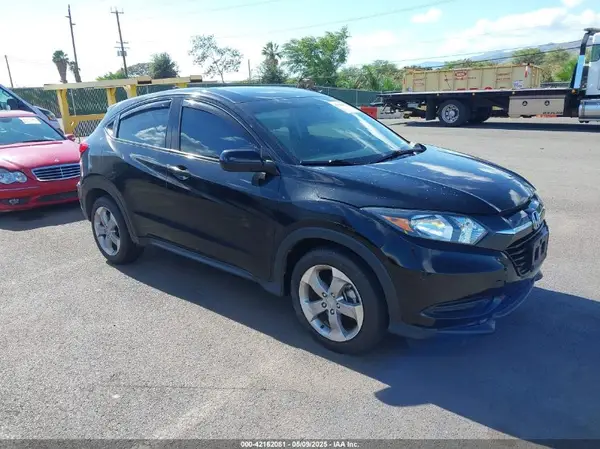 3CZRU5H33JM720215 2018 HONDA HR-V - Image 1