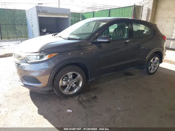 3CZRU5H33KG705052 2019 HONDA HR-V - Image 2