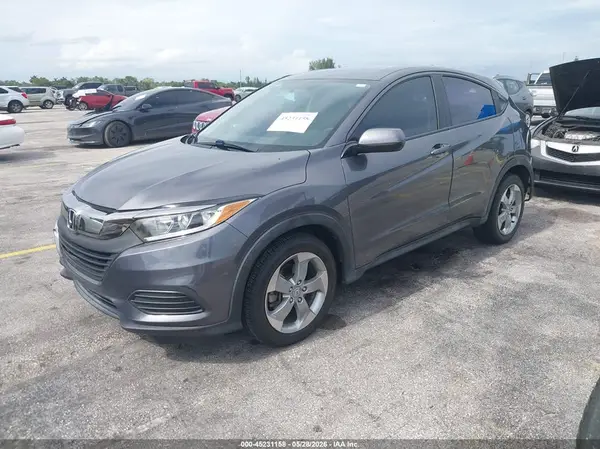 3CZRU5H33KG707447 2019 HONDA HR-V - Image 2