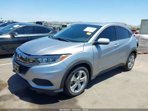 3CZRU5H33KG708288 2019 HONDA HR-V - Image 2