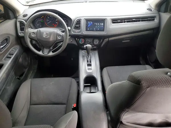3CZRU5H33KG715595 2019 HONDA HR-V - Image 8
