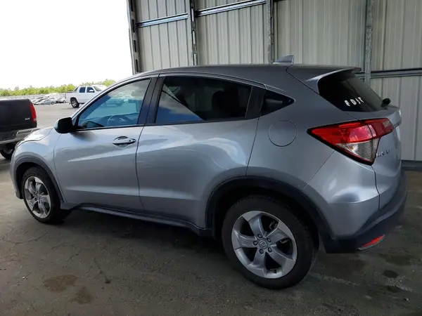 3CZRU5H33KG716620 2019 HONDA HR-V - Image 2
