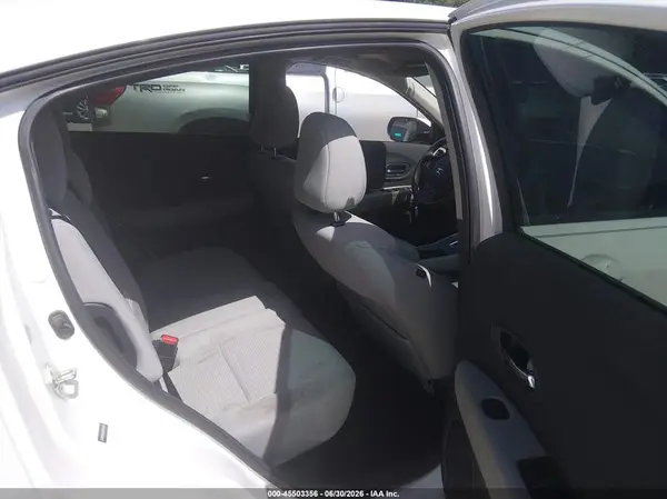 3CZRU5H33LM702204 2020 HONDA HR-V - Image 8