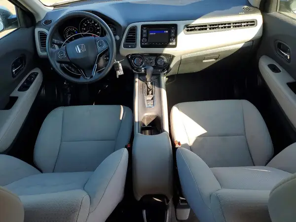 3CZRU5H33LM703613 2020 HONDA HR-V - Image 8