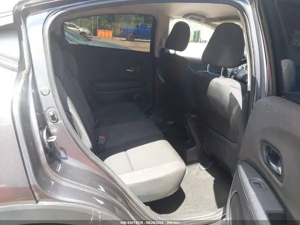 3CZRU5H33LM707810 2020 HONDA HR-V - Image 8